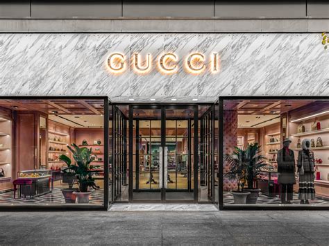 gucci outlet store toronto|gucci bloor street store.